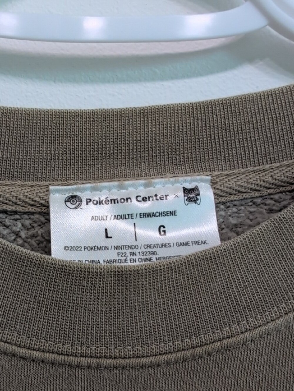Pokemon Center Olive Green Graphic Sweatshirt with Normal Type Pokemons - Picture 2 of 3